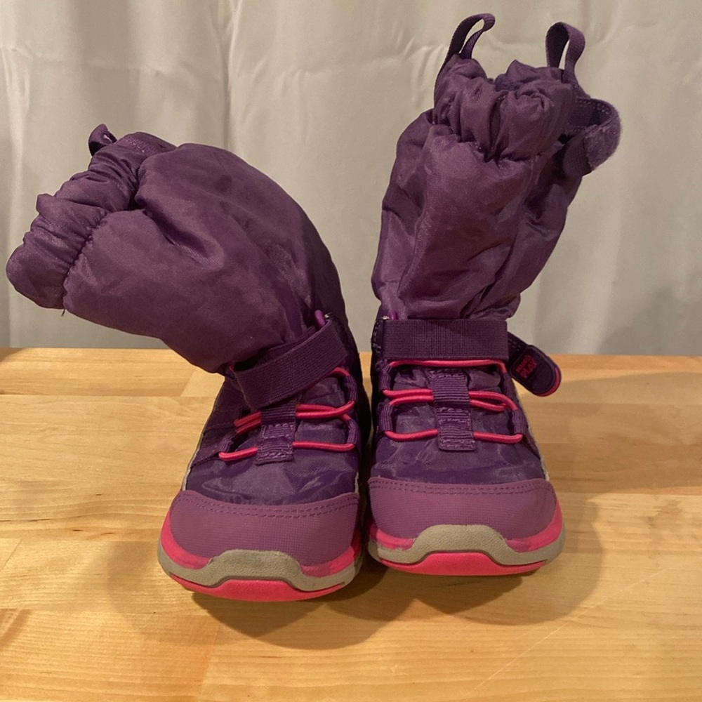 Stride Rite snow boots purple color